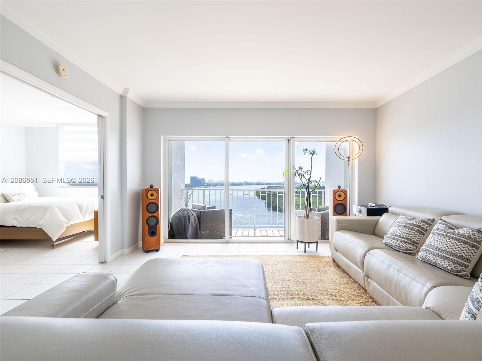 Condominium at 500 Bayview Dr # 1520, Sunny Isles Beach FL 33160