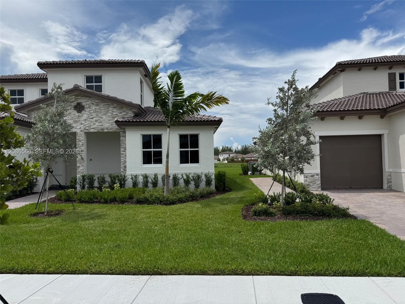 Single Family Residence at 2404 SE 29th Dr, Homestead FL 33035