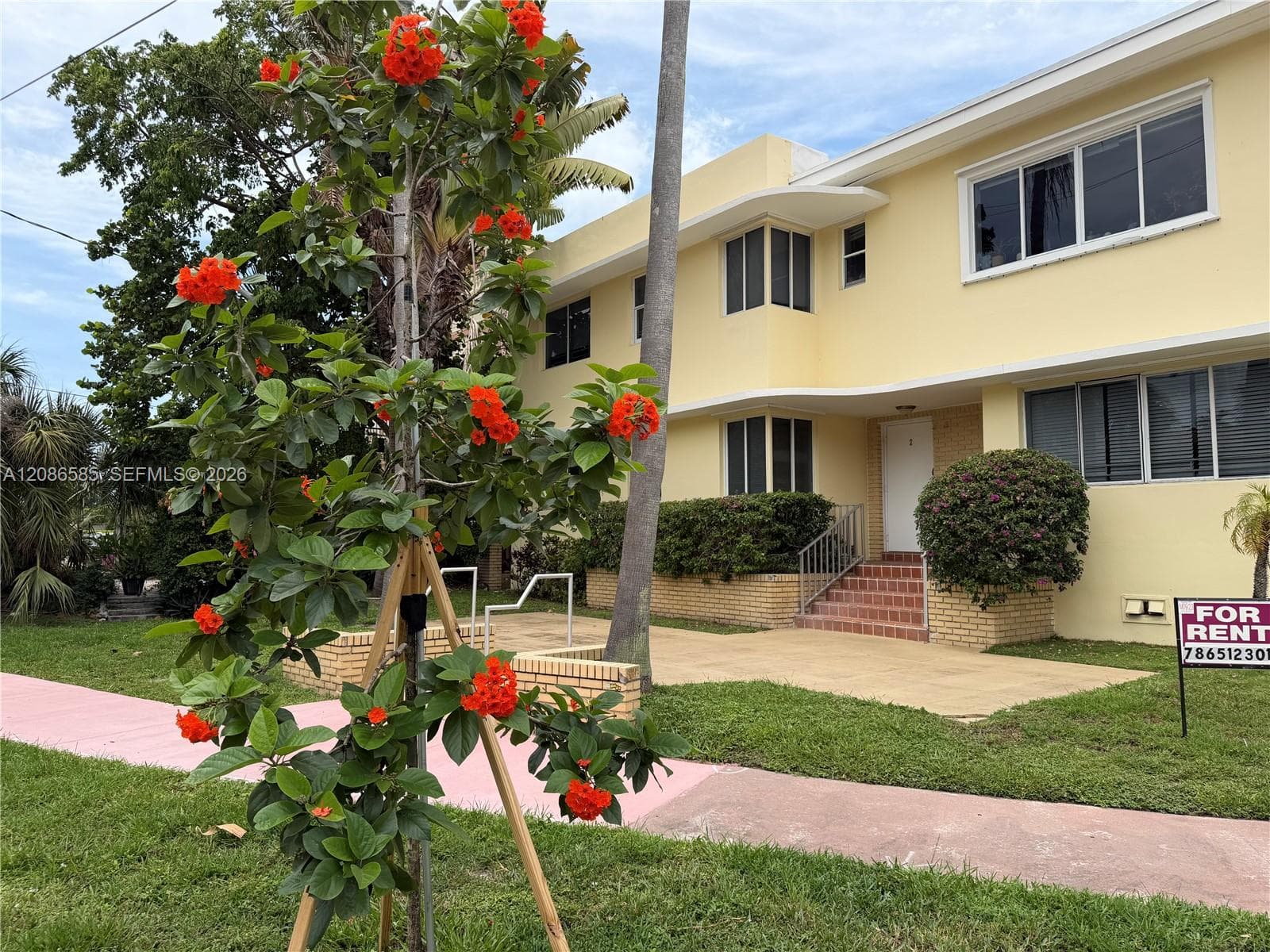 Apartment at 2880 Pine Tree Dr # 3, Miami Beach FL 33140