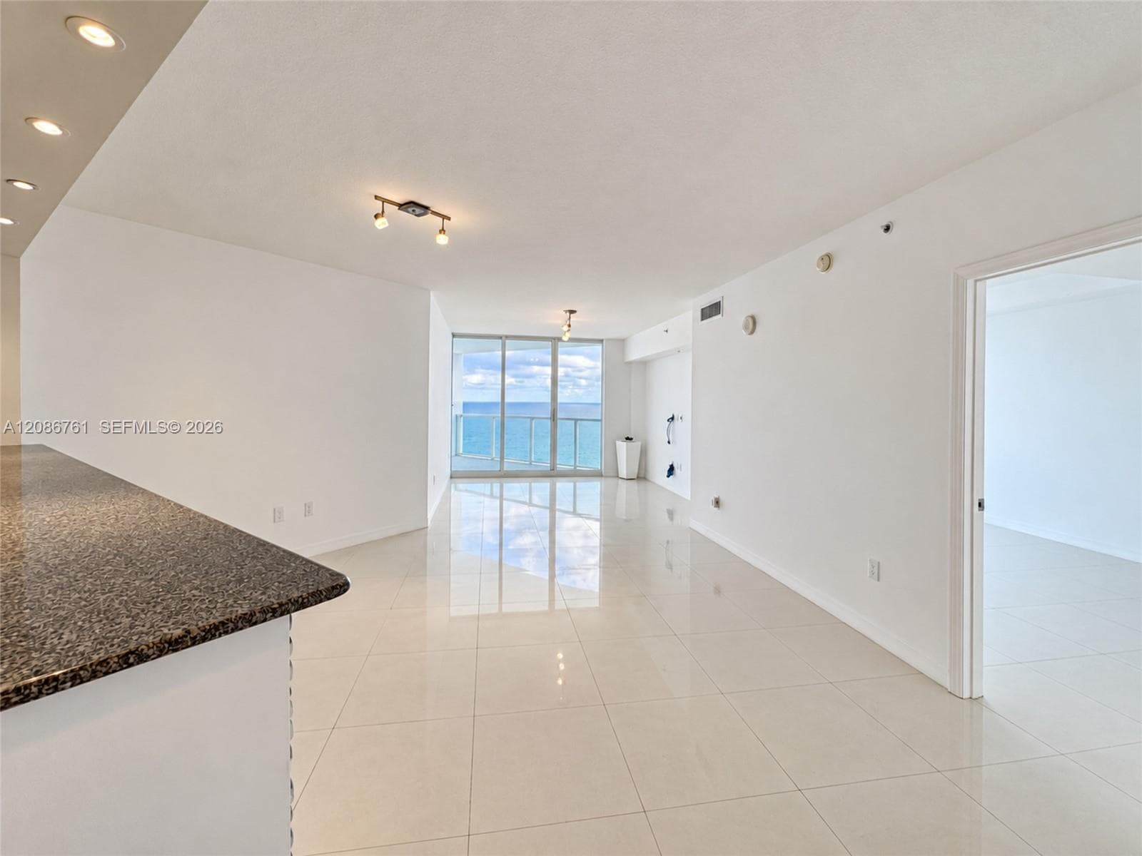 A unit listed in La Perla