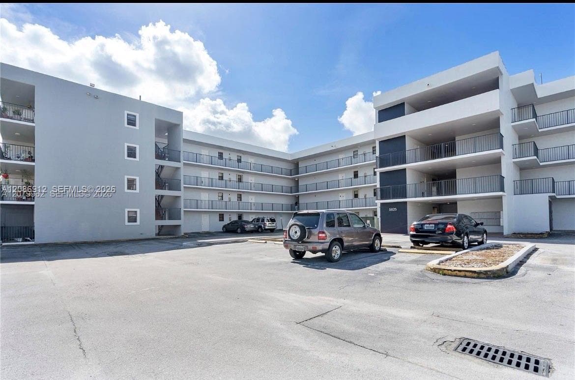 Apartment at 5825 W 25th Ct # 311, Hialeah FL 33016