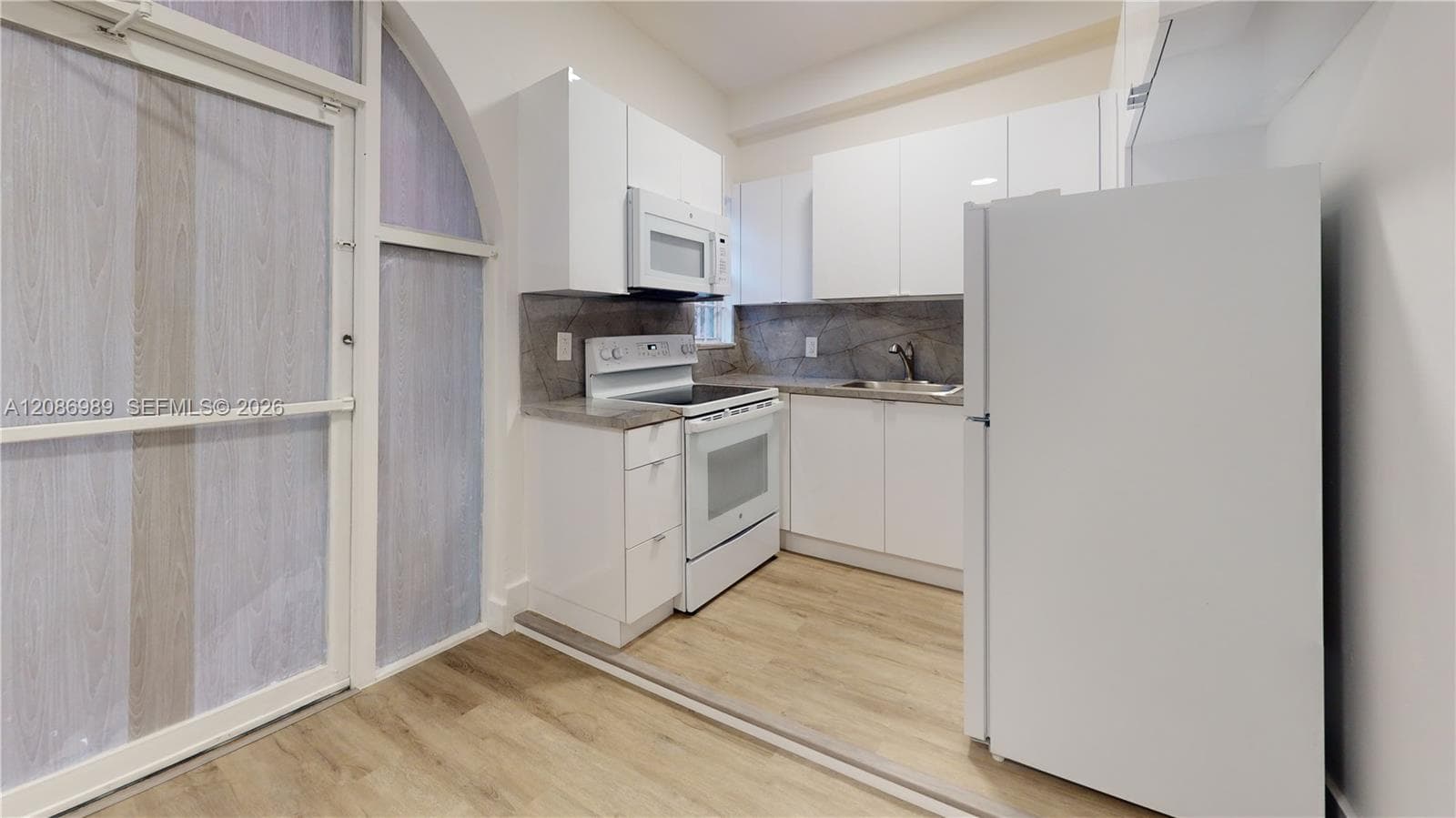Apartment at 828 Pennsylvania Ave # 2, Miami Beach FL 33139