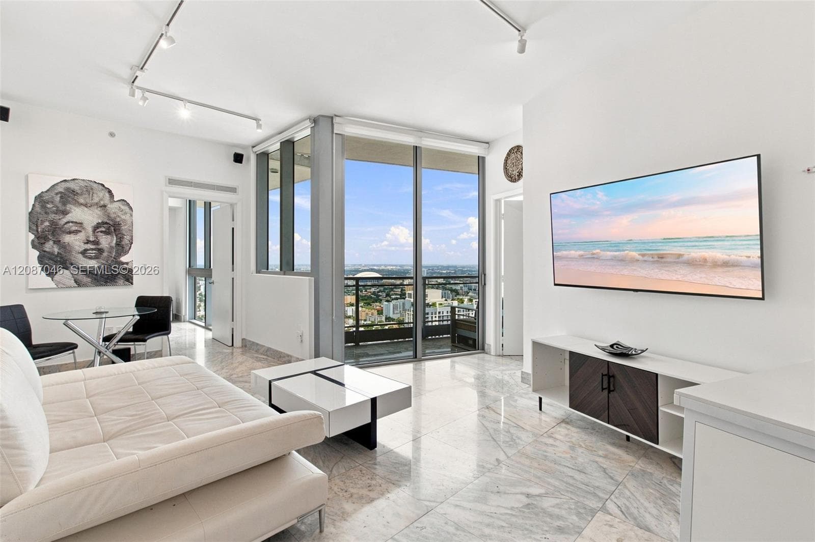 Condominium at 92 SW 3rd St # 5106, Miami FL 33130