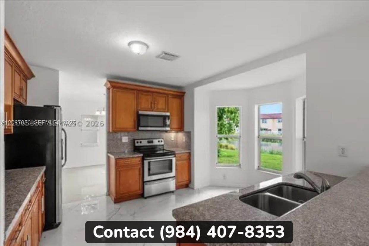 Single Family Residence at 1755 NE 35th Ave, Homestead FL 33033