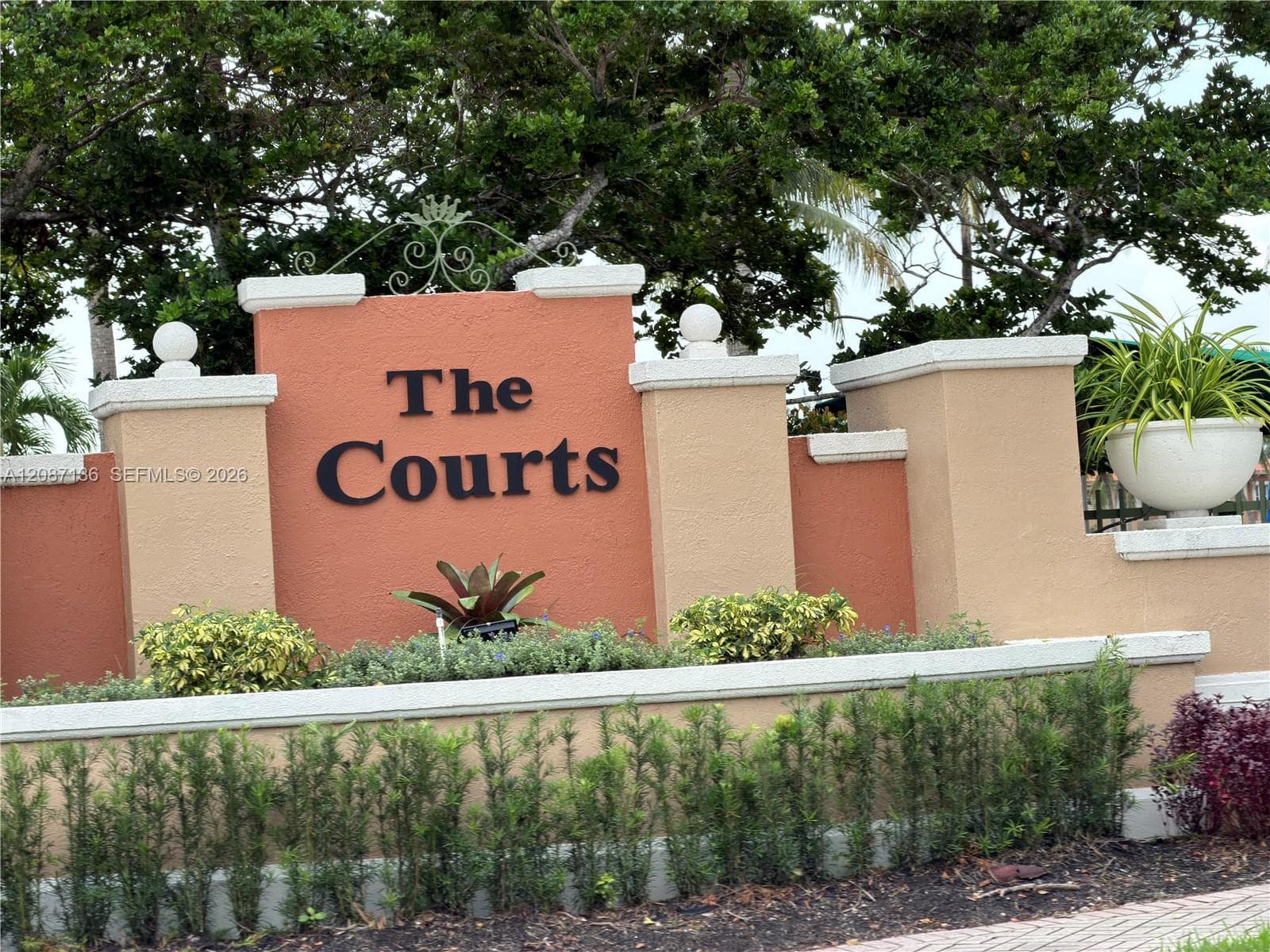 Condominium at 6520 NW 114th Ave # 1621, Doral FL 33178