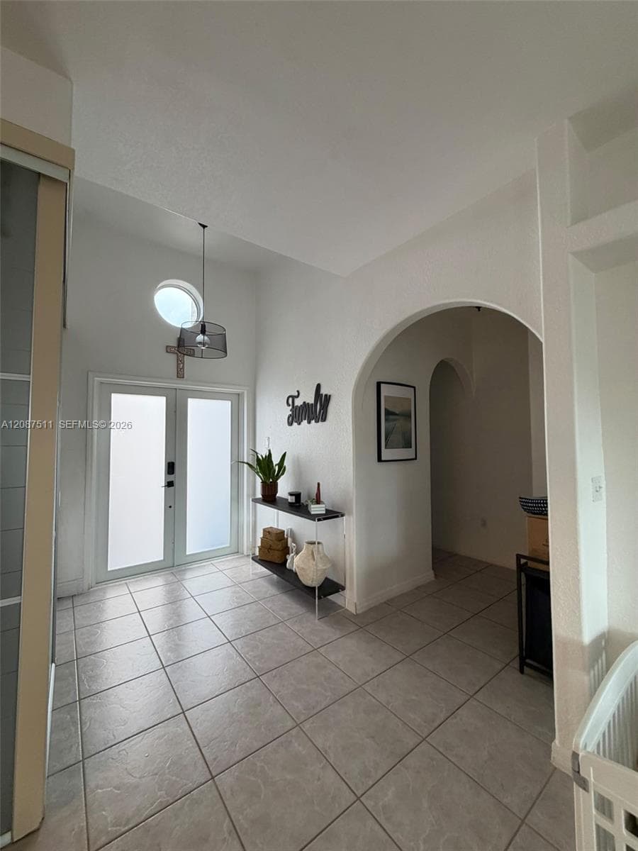 Single Family Residence at 16104 SW 55th Ter, Miami FL 33185