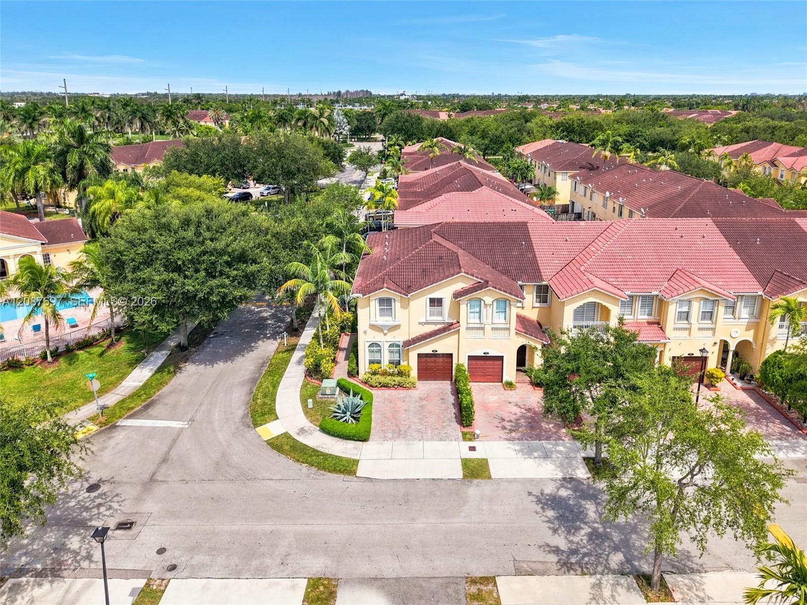 Townhouse at 889 SW 151st Pl, Miami FL 33194