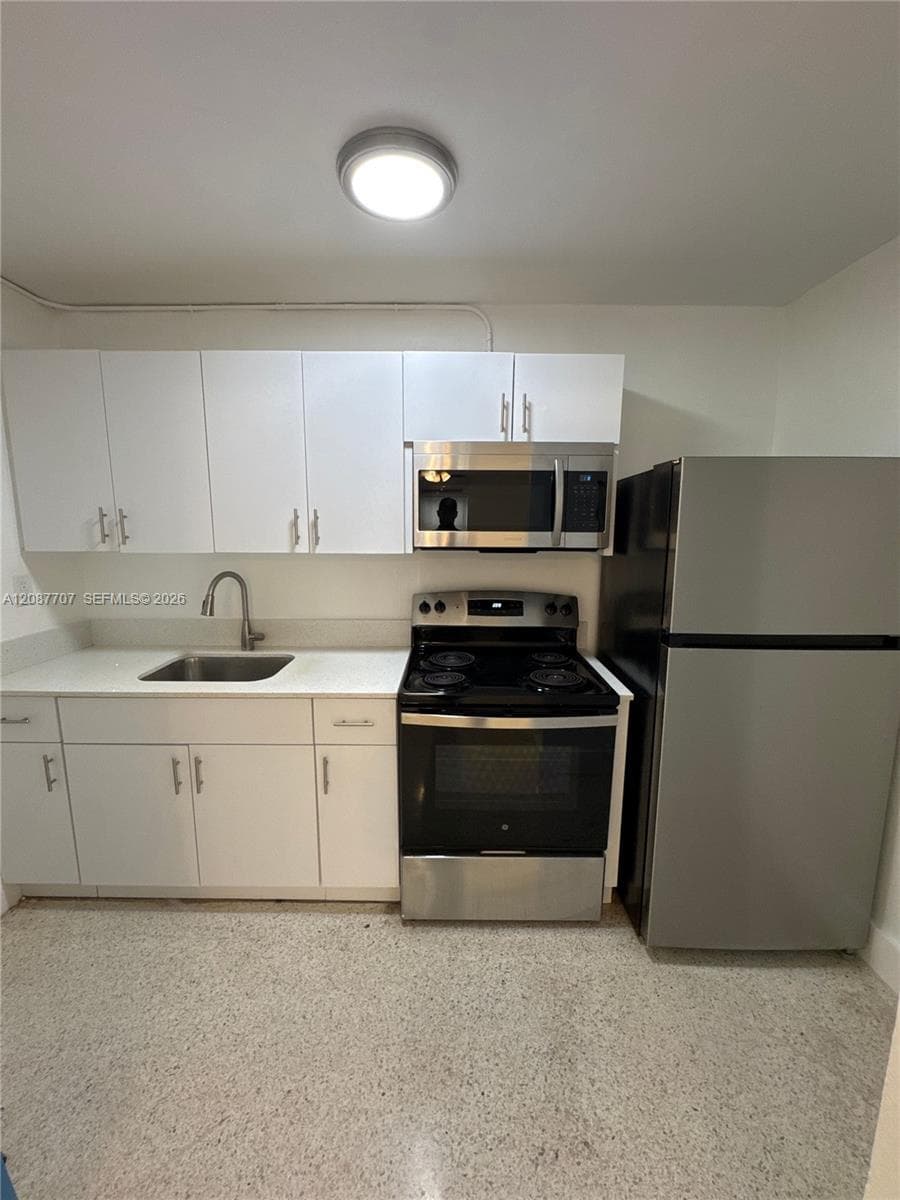 Apartment at 649 SW 7th St # 10, Miami FL 33130
