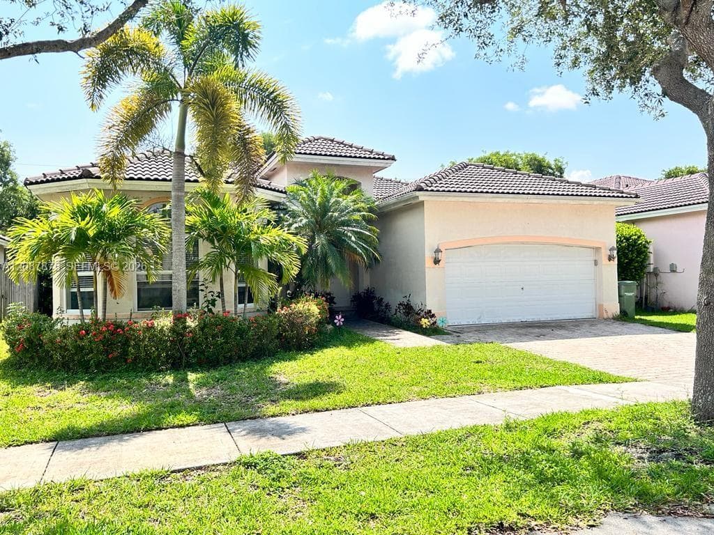 Single Family Residence at 1721 SE 17th Ave, Homestead FL 33035