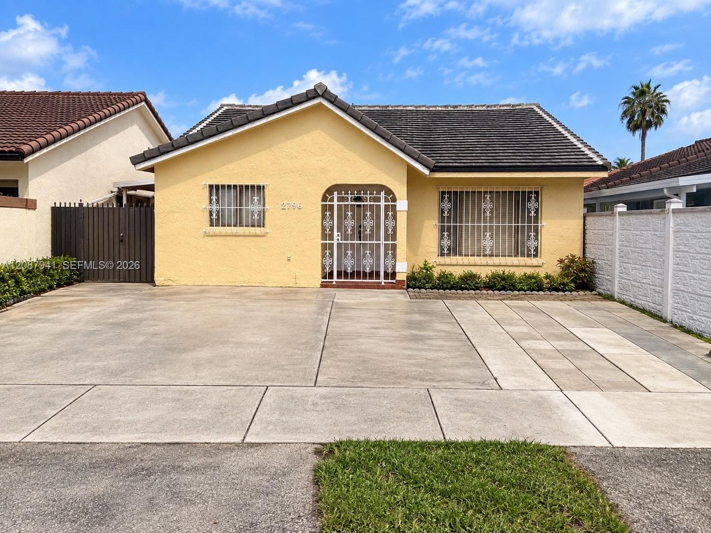 Single Family Residence at 12796 NW 102 CT, Hialeah Gardens FL 33018