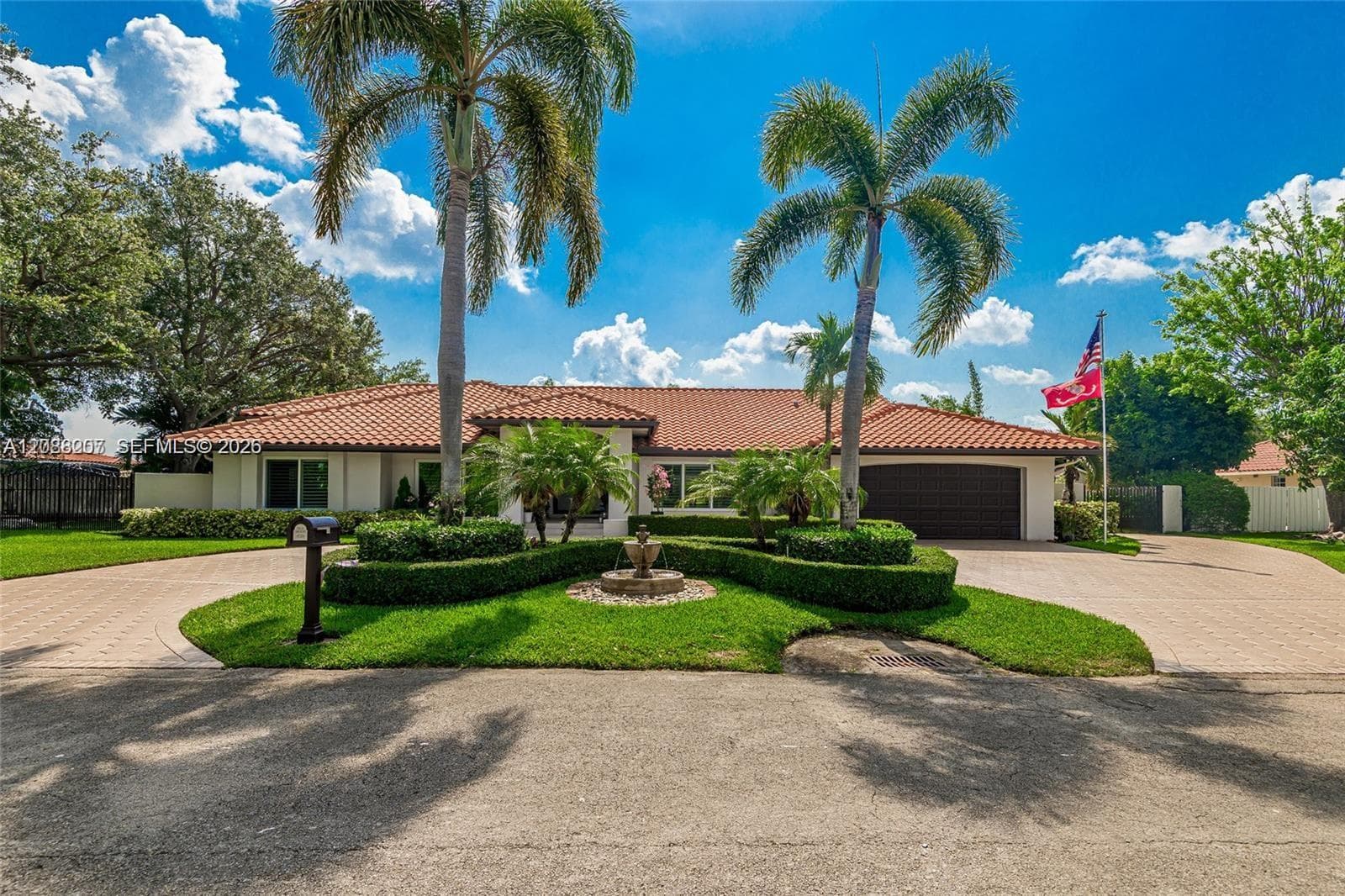 Single Family Residence at 13561 SW 111th Ave, Miami FL 33176