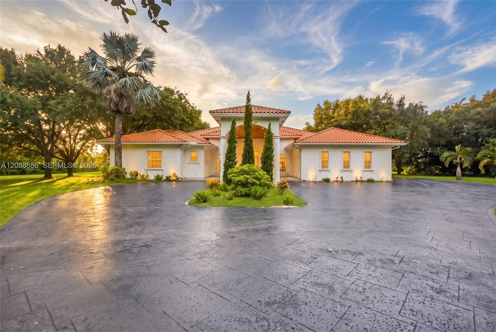 Single Family Residence at 17920 SW 154th St, Miami FL 33187