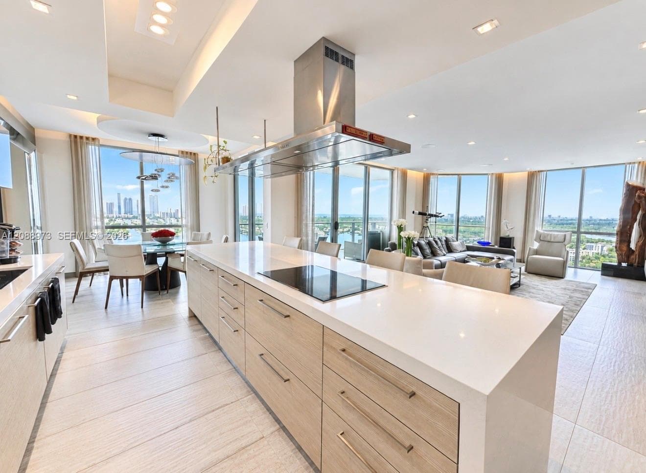 Condominium at 17111 Biscayne Blvd # 2210, North Miami Beach FL 33160