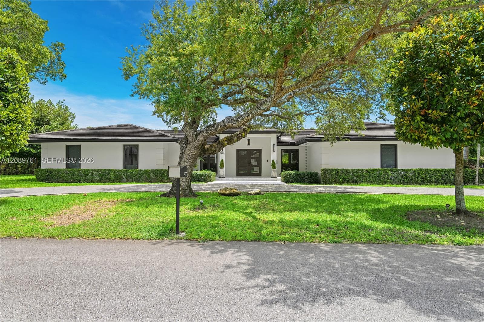 Single Family Residence at 7420 SW 109th Ter, Pinecrest FL 33156