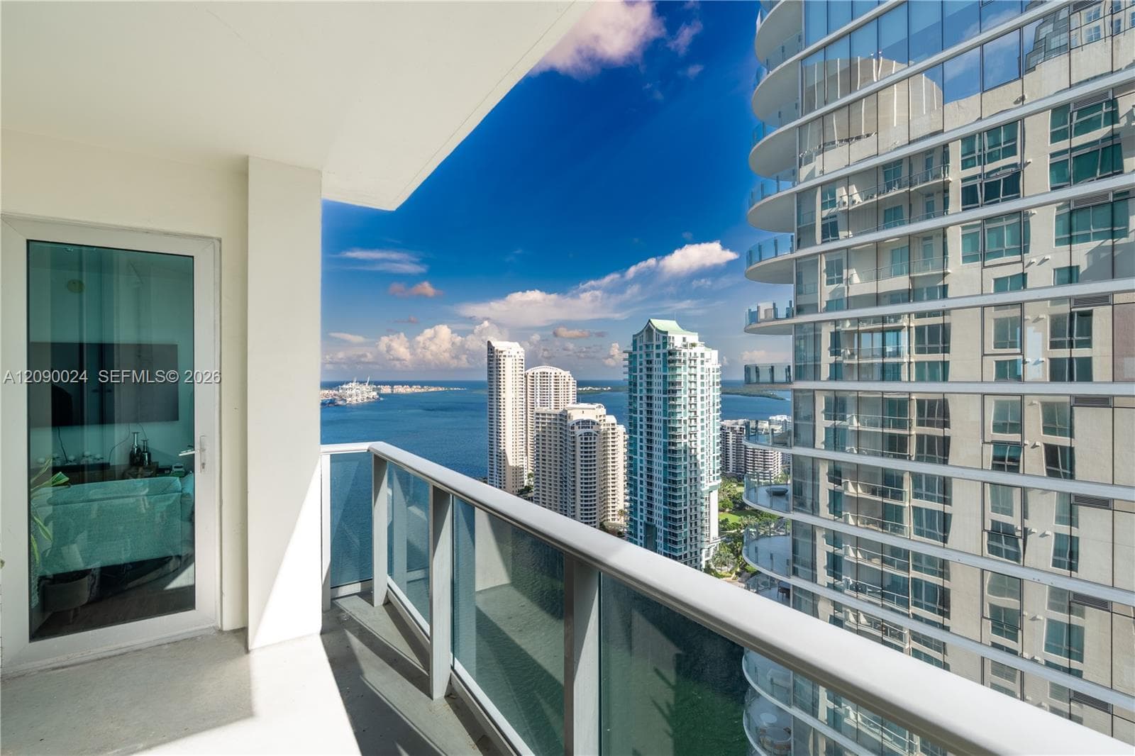 Condominium at 300 S Biscayne Blvd # 3504, Miami FL 33131