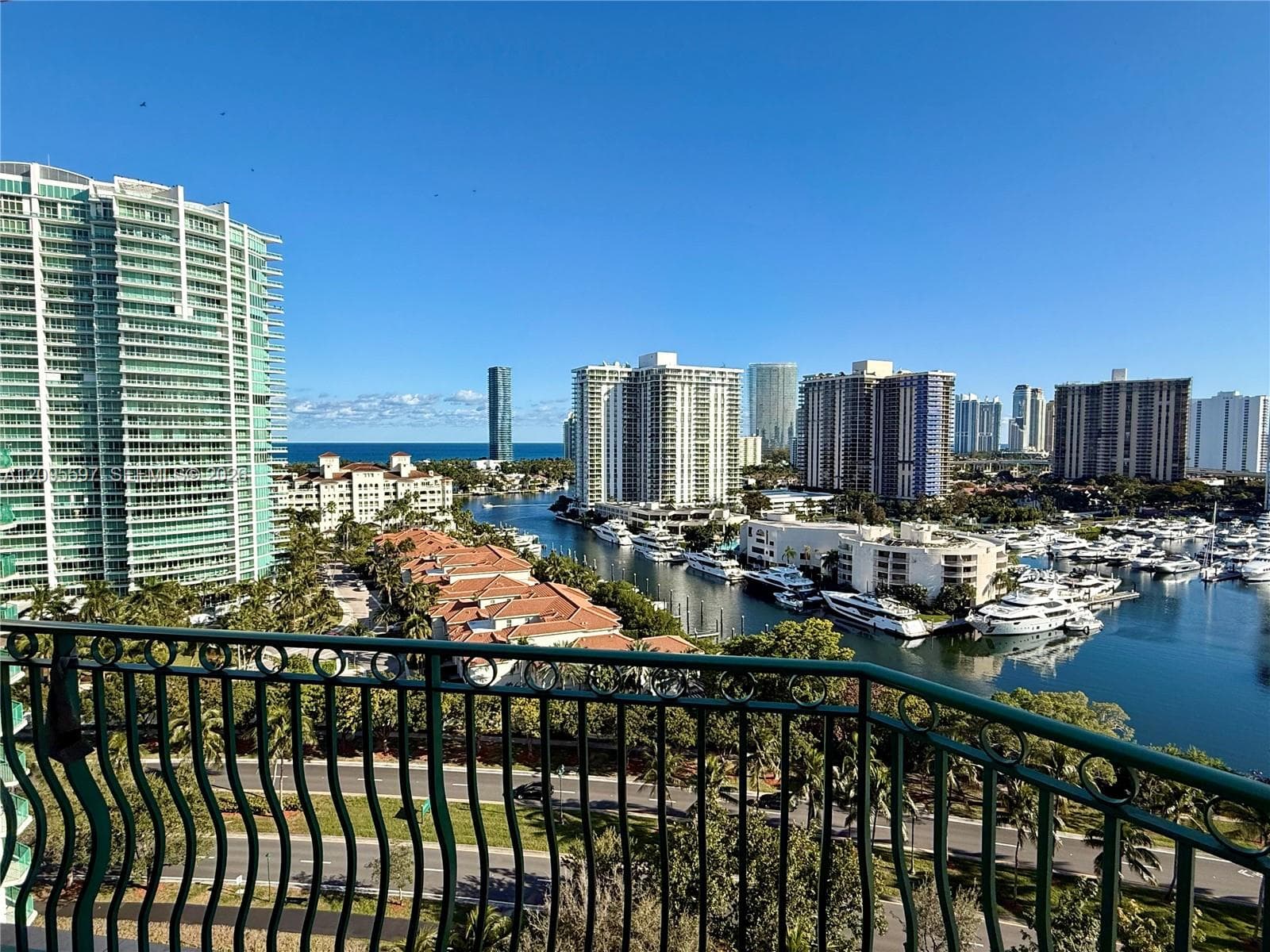 Condominium at 19900 E Country Club Dr, Aventura FL 33180