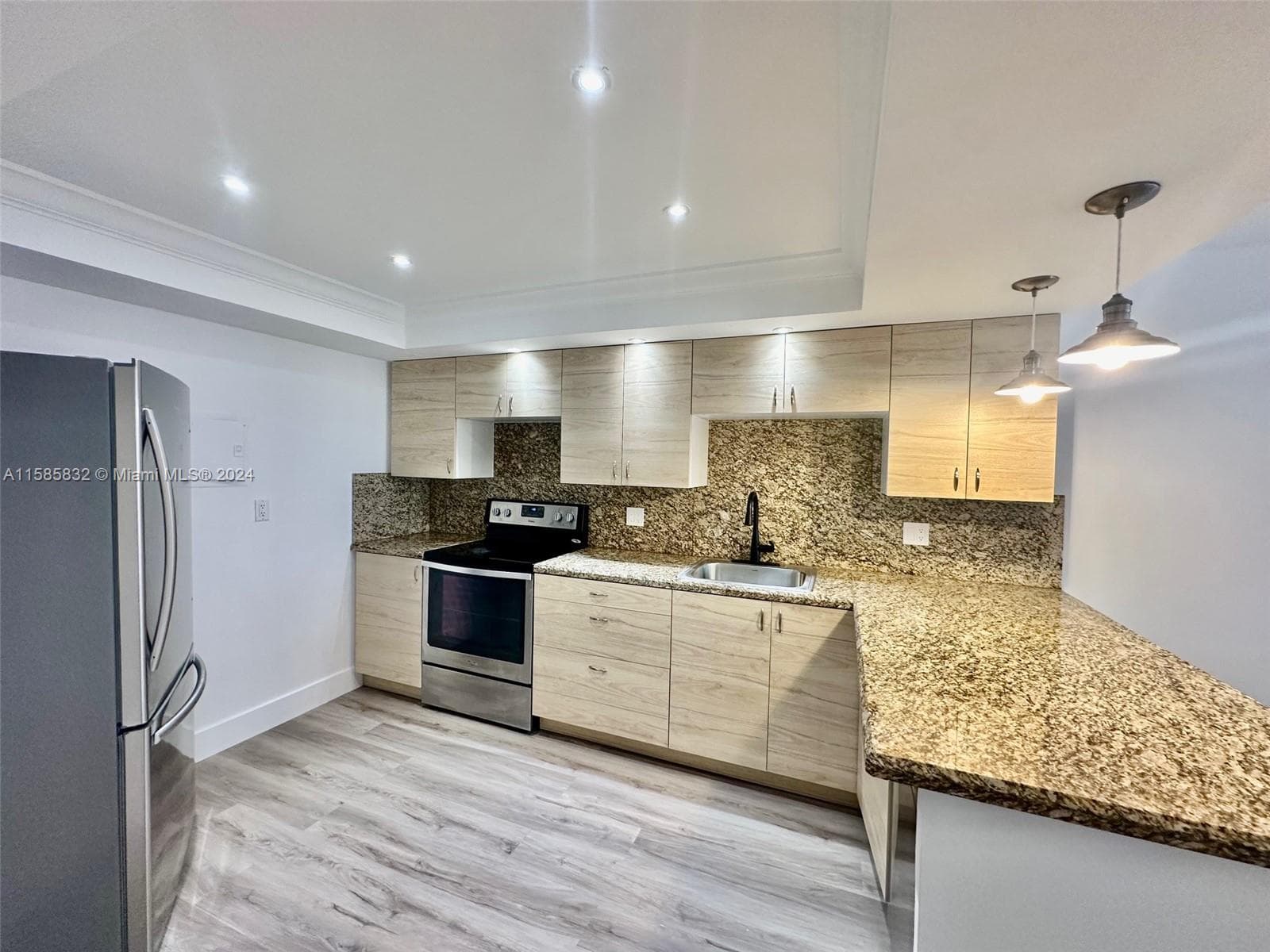 Condominium at 1301 NE Miami Gardens Dr, Miami FL 33179