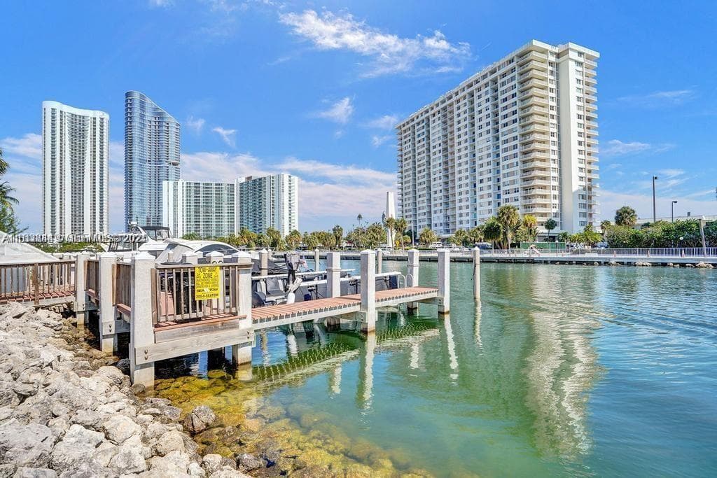 Condominium at 400 Kings Point Dr # 320, Sunny Isles Beach FL 33160