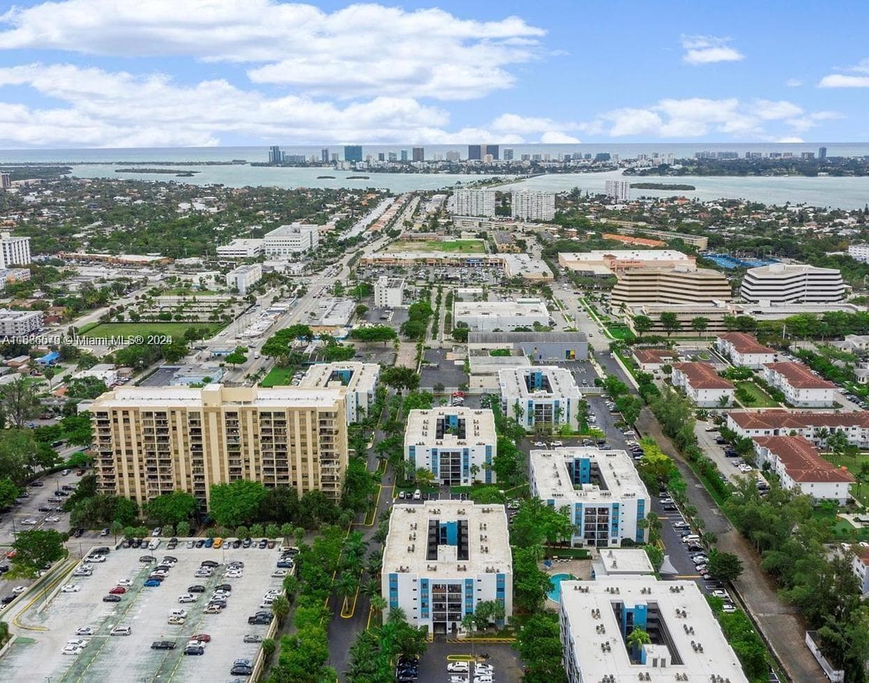 Condominium at 1470 NE 123rd St # A902, North Miami FL 33161