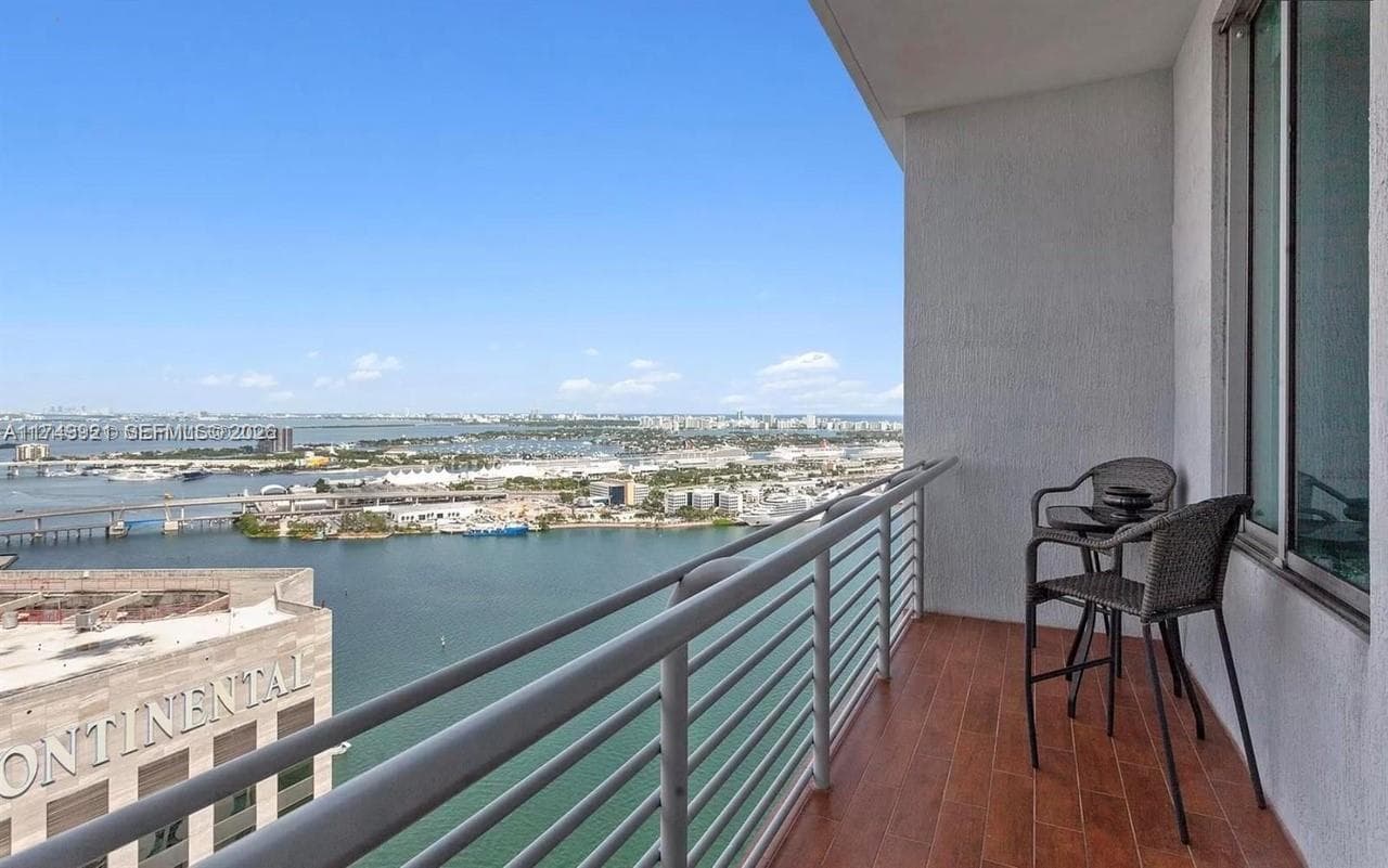 Condominium at 335 S Biscayne Blvd, Miami FL 33131