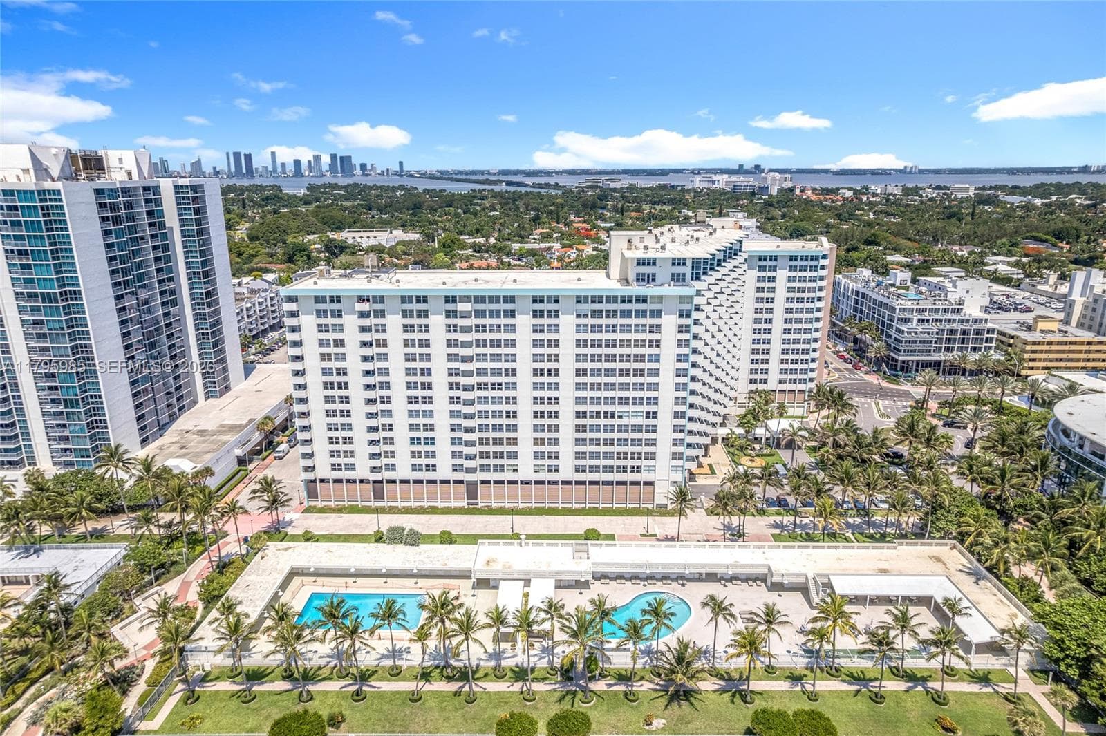 Condominium at 2899 Collins Ave # 1218, Miami Beach FL 33140