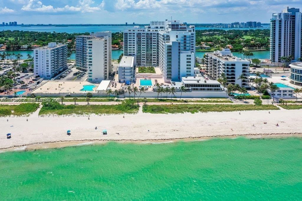 Condominium at 5401 Collins Ave # 514, Miami Beach FL 33140
