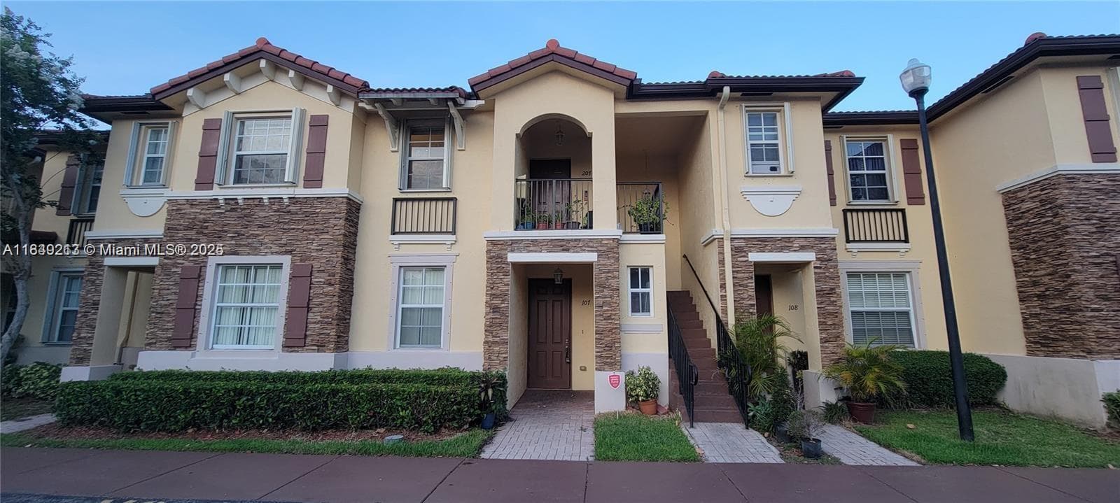 Condominium at 1655 NE 33rd Rd # 4, Homestead FL 33033
