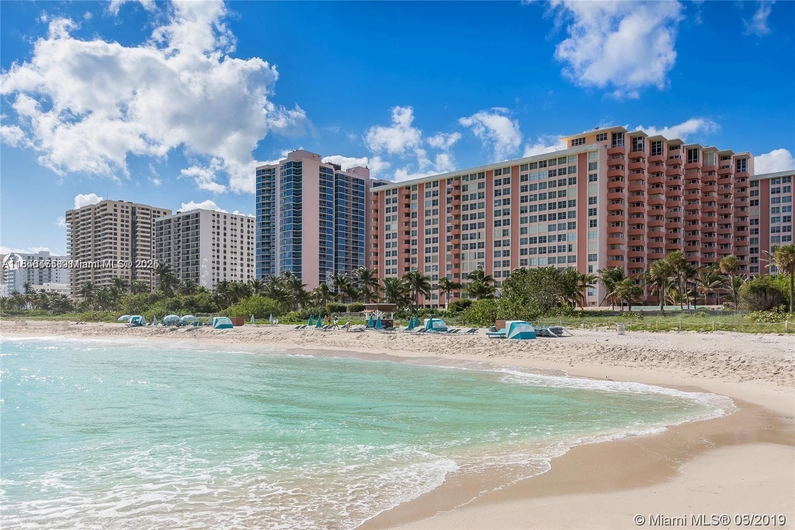 Condominium at 2899 Collins Ave # 1420, Miami Beach FL 33140