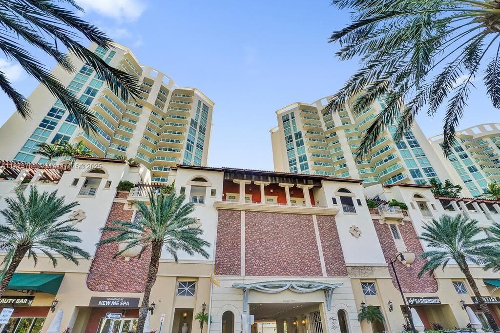 Condominium at 150 Sunny Isles Blvd # 1606, Sunny Isles Beach FL 33160