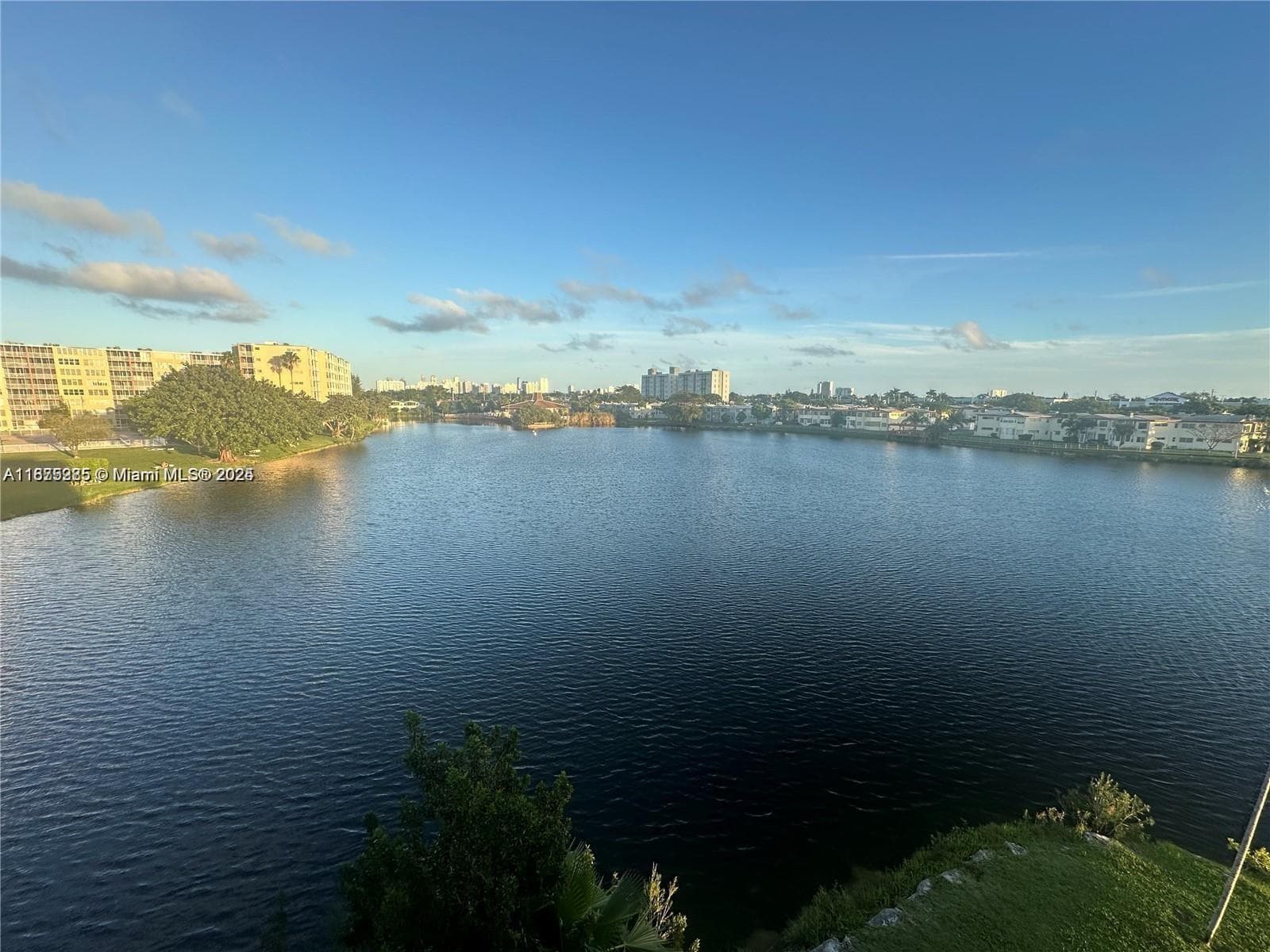 Condominium at 1670 NE 191st St # 3, Miami FL 33179