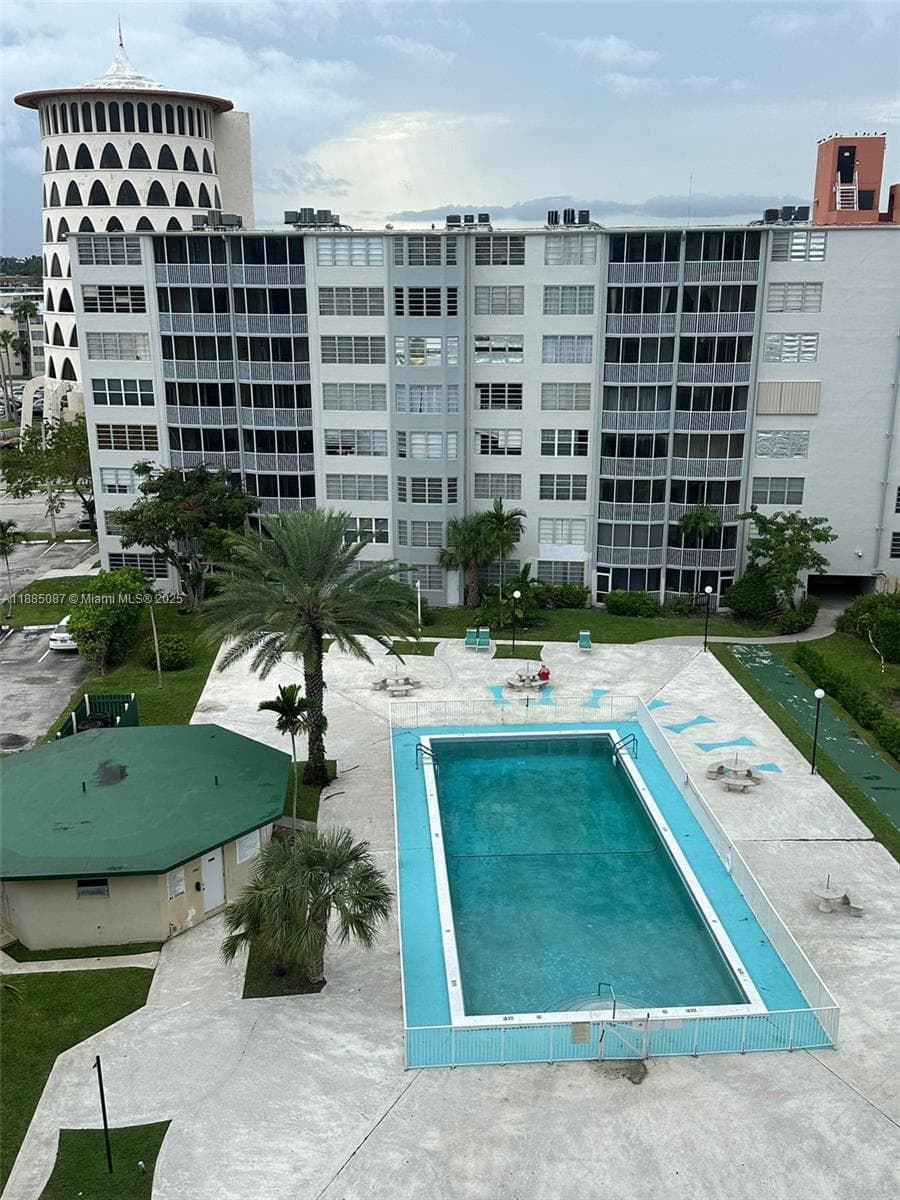 Condominium at 1780 NE 191st St # 2, Miami FL 33179