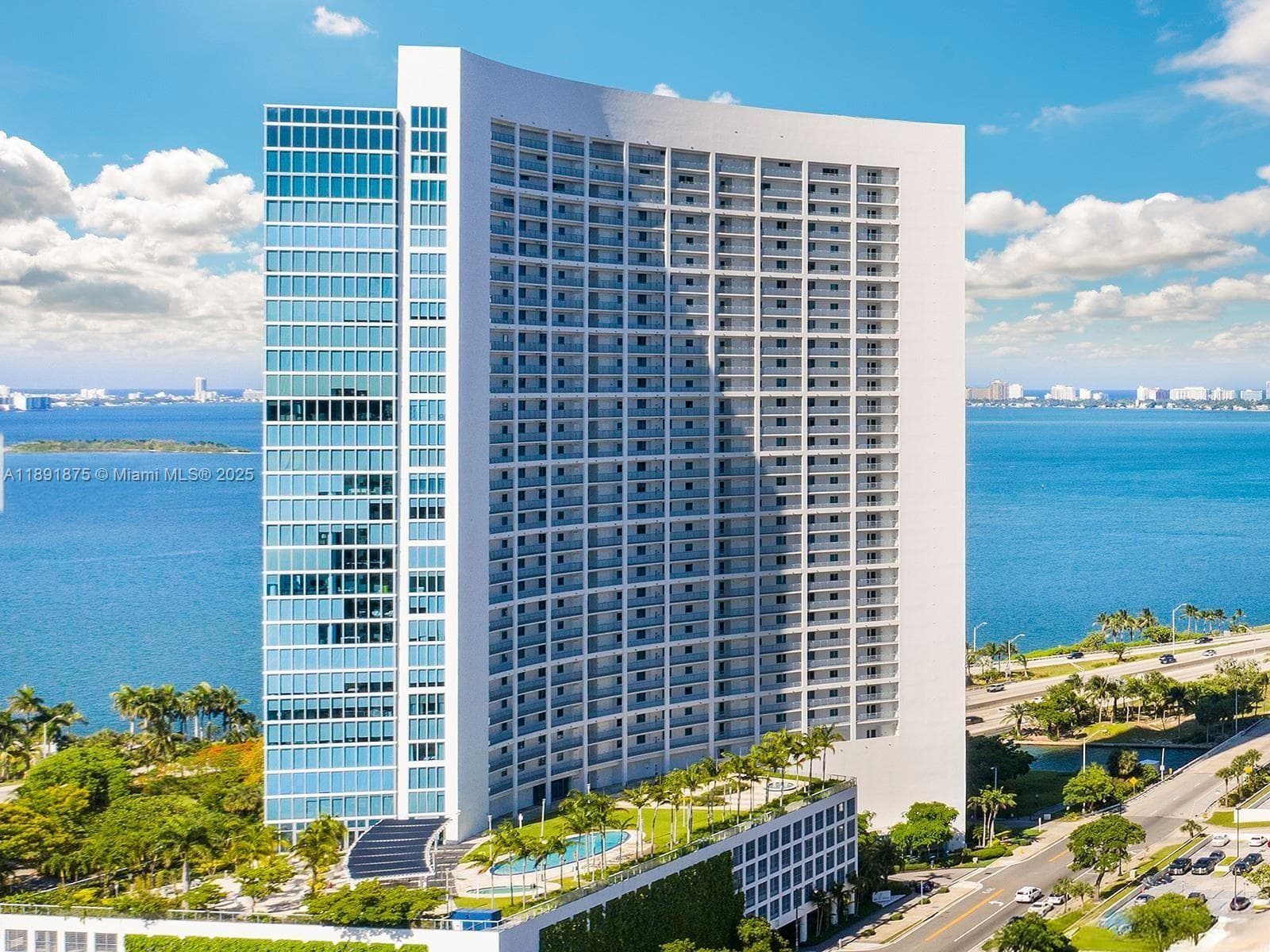 Condominium at 601 NE 36th St # 2206, Miami FL 33137