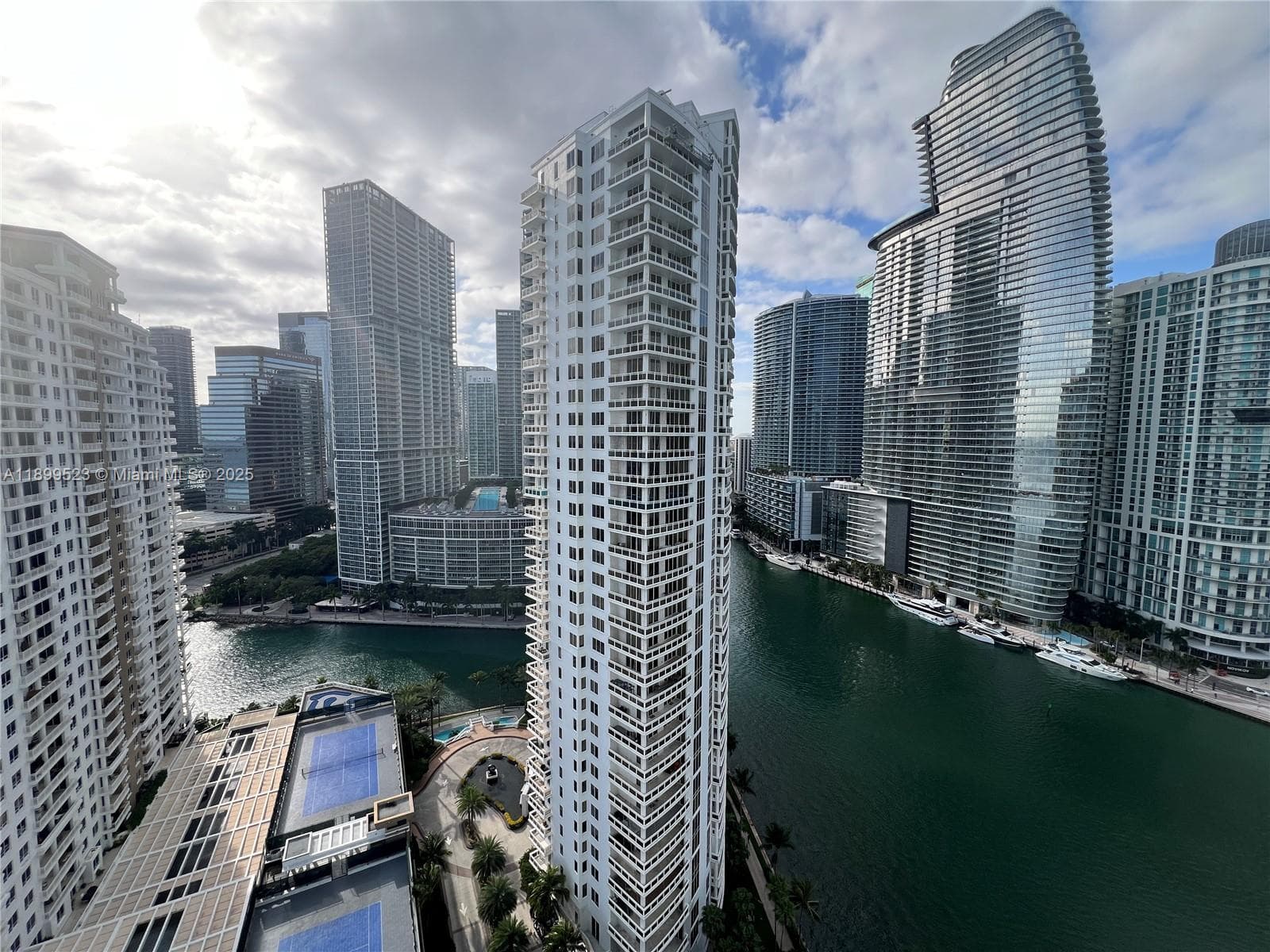 Condominium at 900 Brickell Key Blvd # 2205, Miami FL 33131