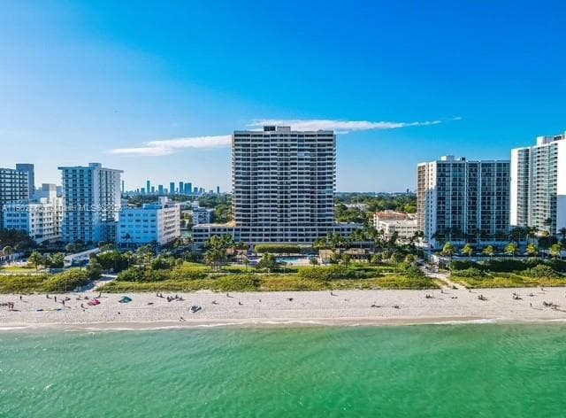 Condominium at 2555 Collins Ave # 2200, Miami Beach FL 33140