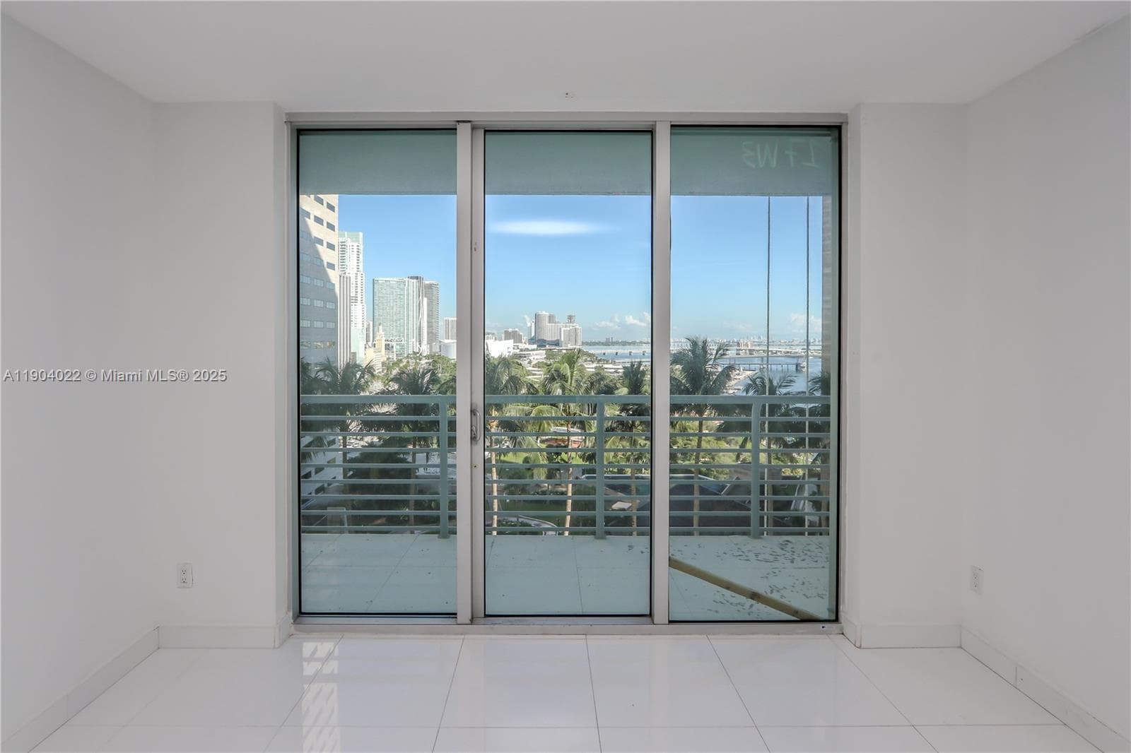 Condominium at 325 S Biscayne Blvd # 1722, Miami FL 33131