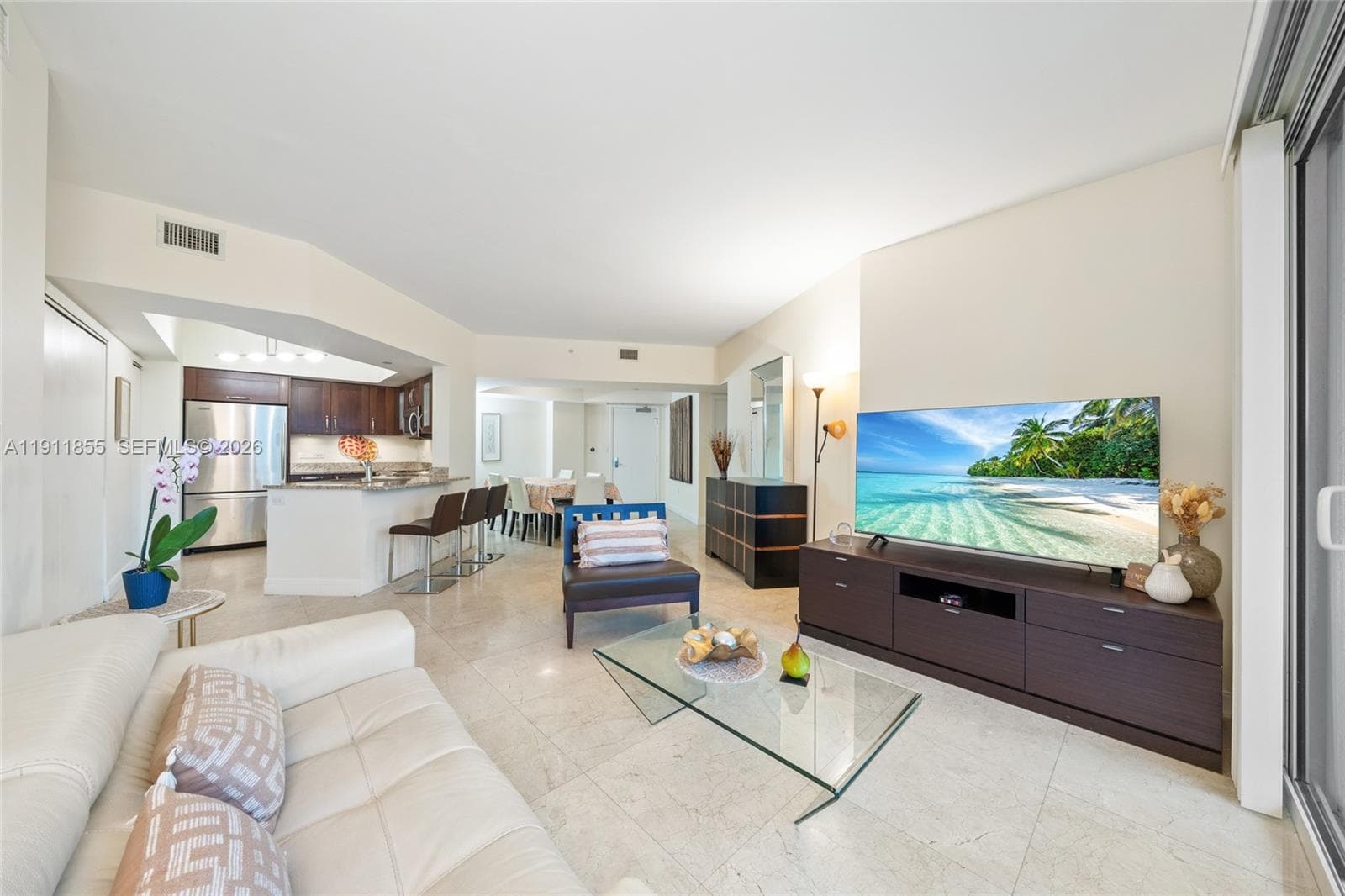 Condominium at 19900 E Country Club Dr # 816, Aventura FL 33180