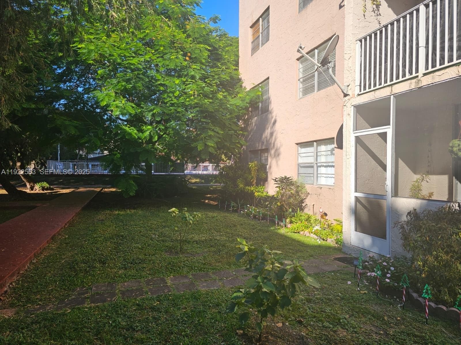 Condominium at 8411 NW 8th St # 111, Miami FL 33126