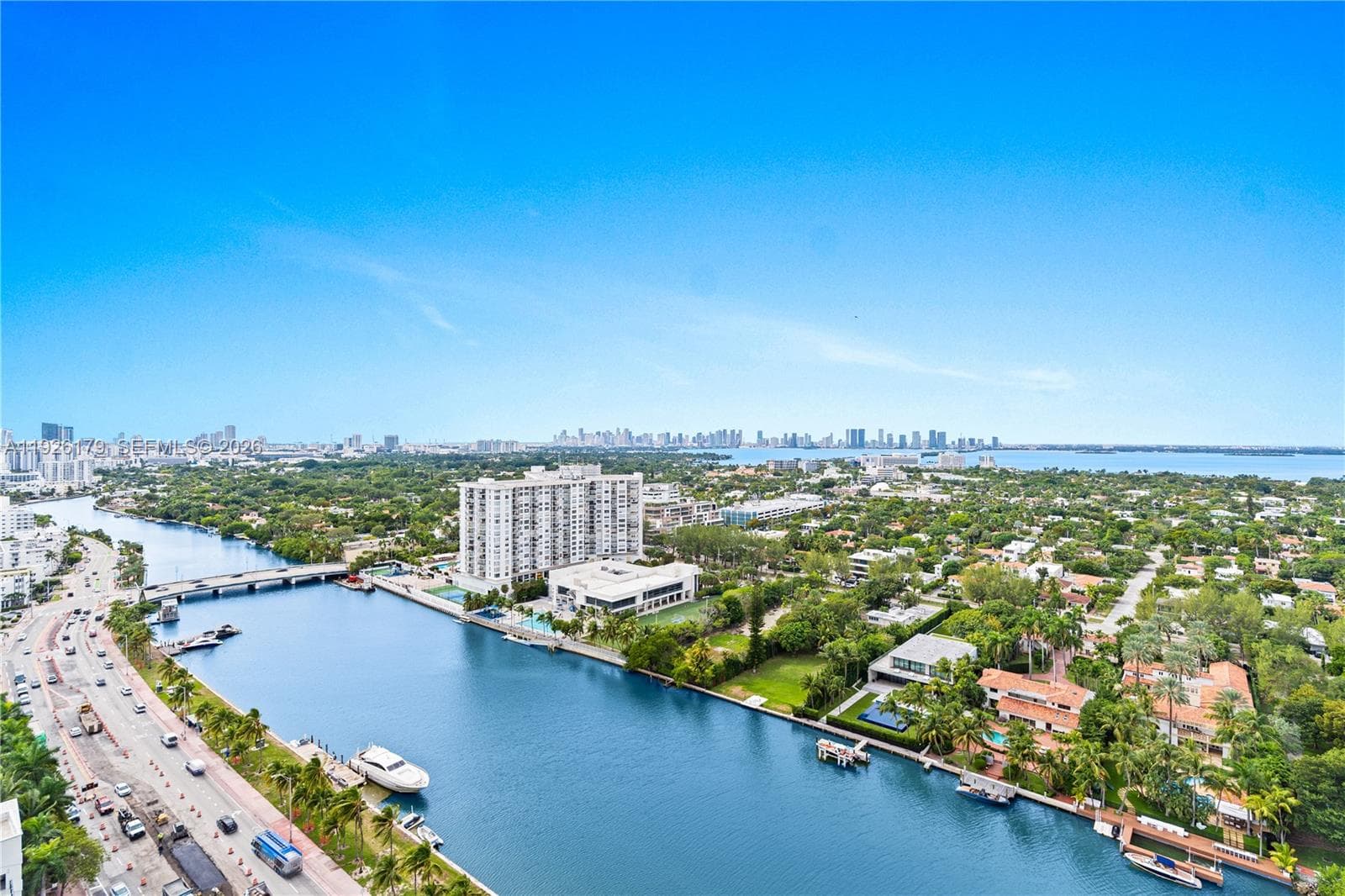 Condominium at 4401 Collins Ave # 2517, Miami Beach FL 33140
