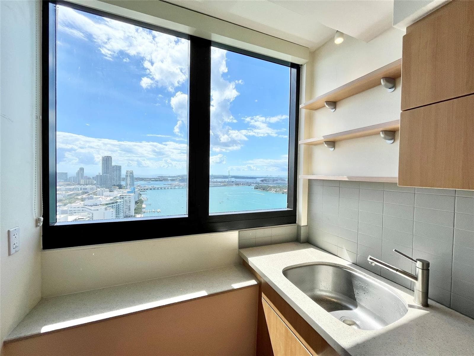 Condominium at 1330 West Avenue # 3404, Miami Beach FL 33139