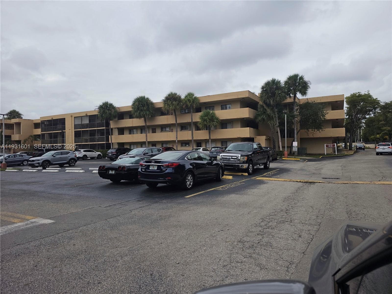 Condominium at 8415 SW 107th Ave # 116W, Miami FL 33173