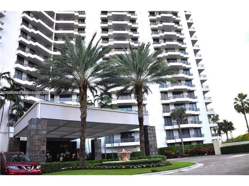 Condominium at 3300 NE 191st St # 518, Aventura FL 33180