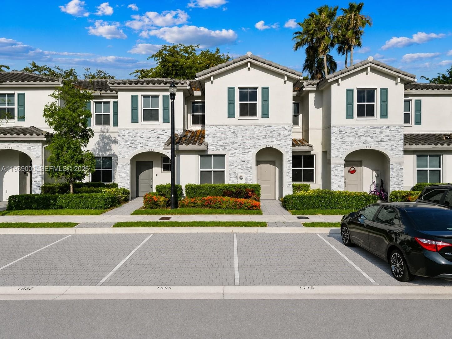 Townhouse at 1705 SE 27th Rd, Homestead FL 33035