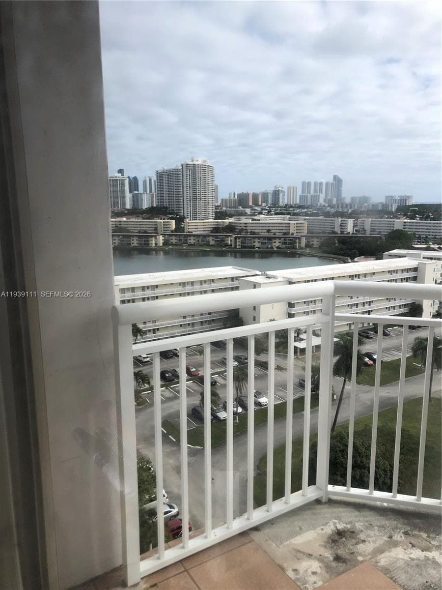 Condominium at 18011 Biscayne Blvd # 1403, Aventura FL 33160