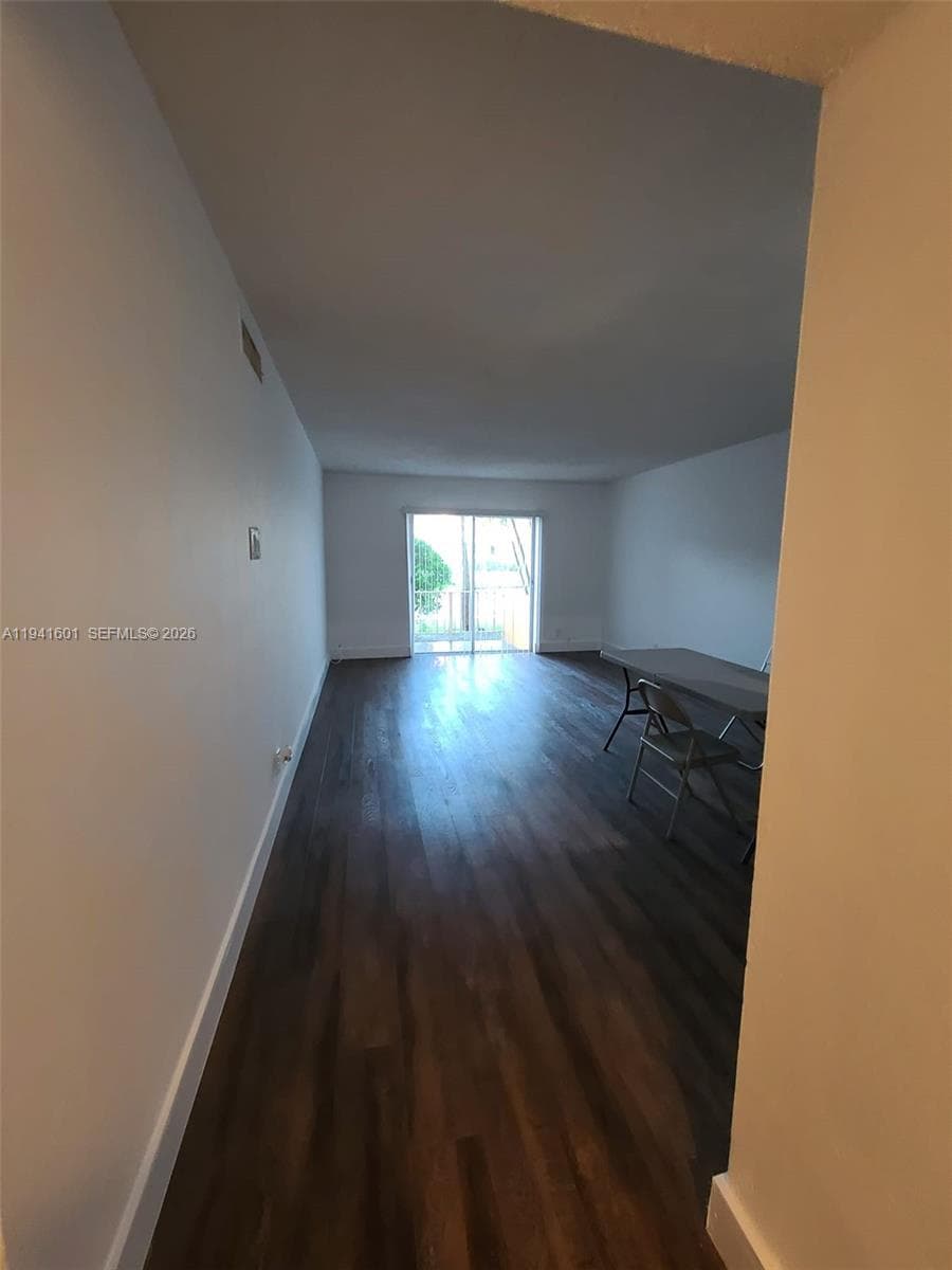 Condominium at 18111 NW 68th Ave # G106, Hialeah FL 33015
