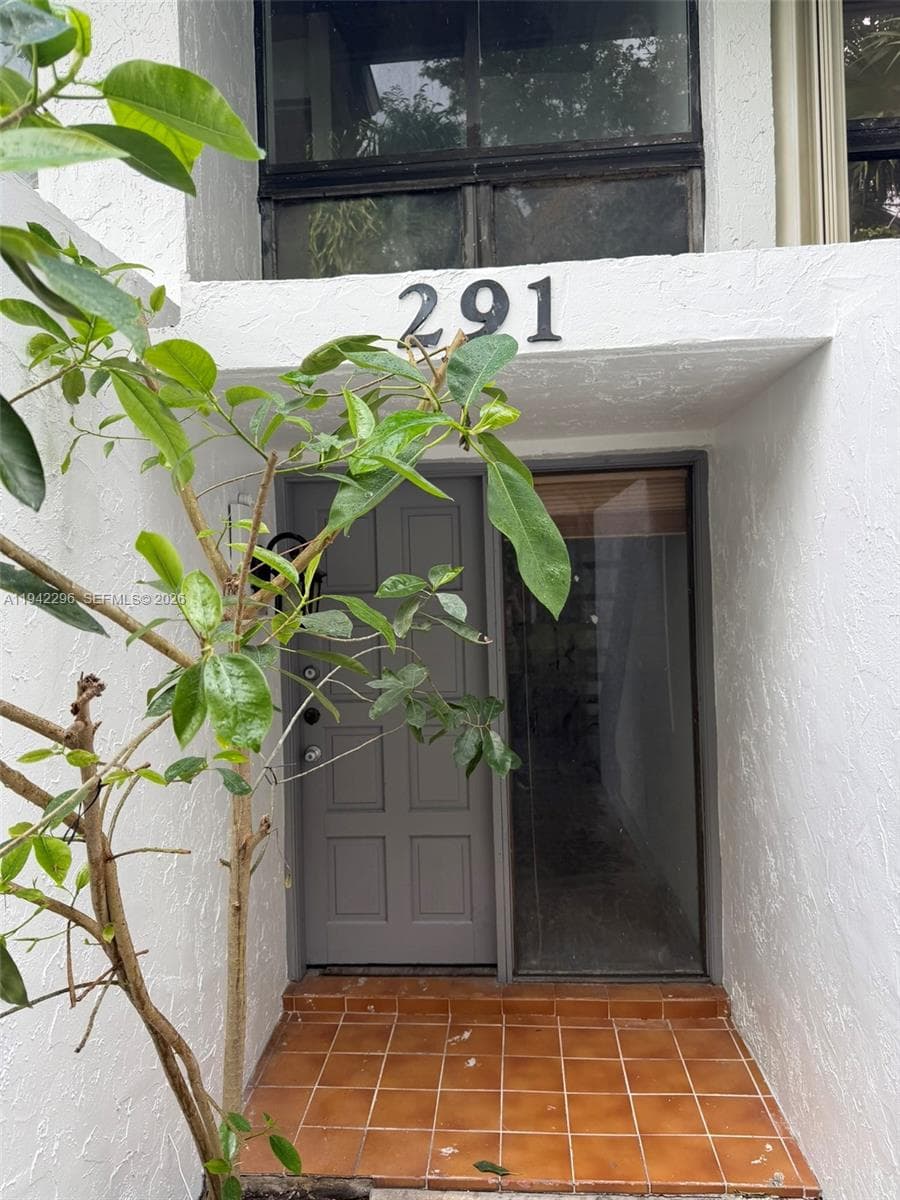 Condominium at 19216 NE 25th Ave # 291C, Miami FL 33180