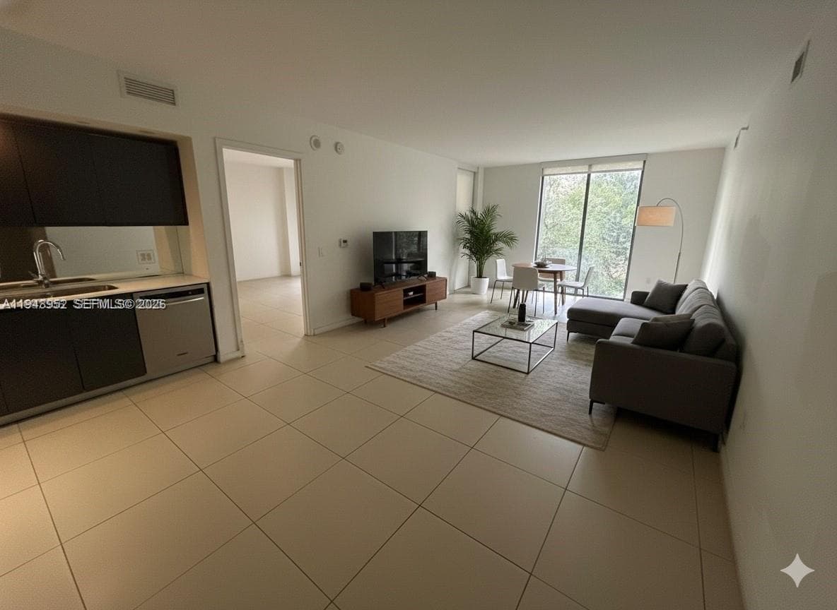 Condominium at 31 SE 6th St # 407, Miami FL 33131