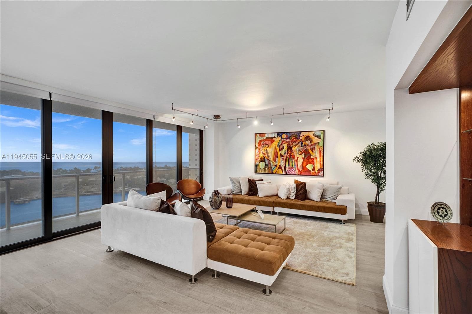 Condominium at 20281 E Country Club Dr # 1002, Aventura FL 33180
