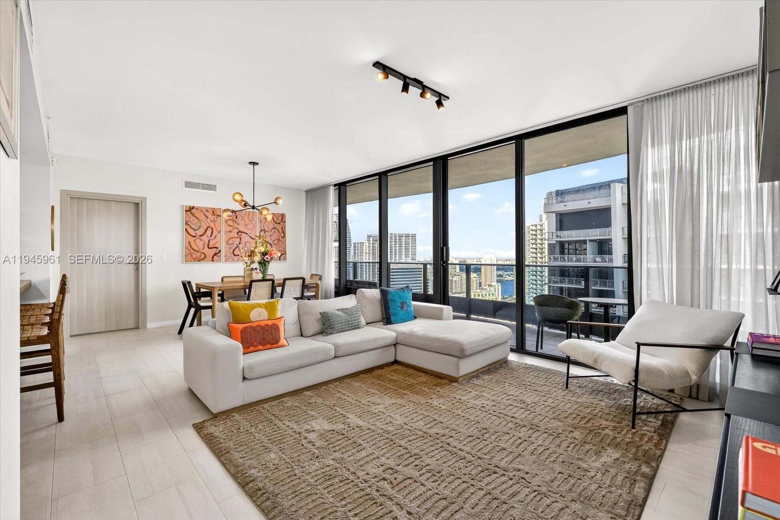 Condominium at 1000 Brickell Plaza # 4809, Miami FL 33131