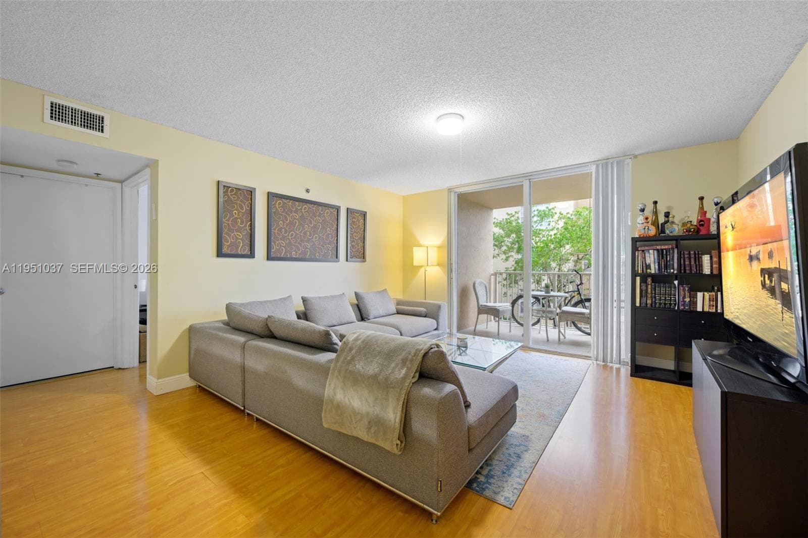 Condominium at 19555 E Country Club Dr # 8303, Aventura FL 33180