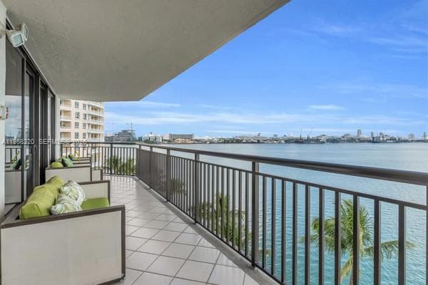 Condominium at 540 Brickell Key Dr # 832, Miami FL 33131